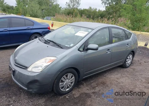 2005 Toyota Prius from USA, damaged, VIN JTDKB22U153080381